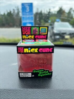 Nice Cube pink Super Solid Squish Toy